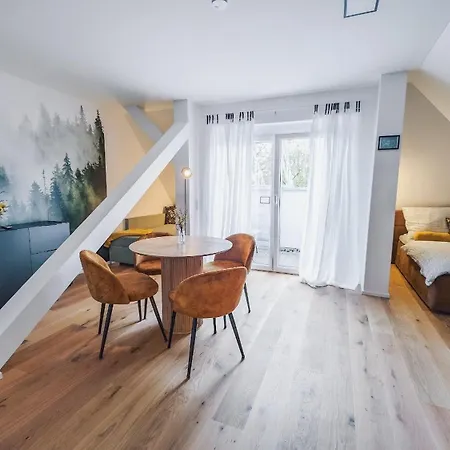 Apartment 13 Im Wald Mit Balkon *
